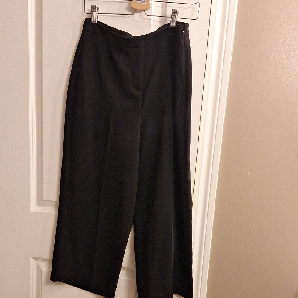 RW&CO. Classic Black Wide Leg Anklw Pants Not Worn